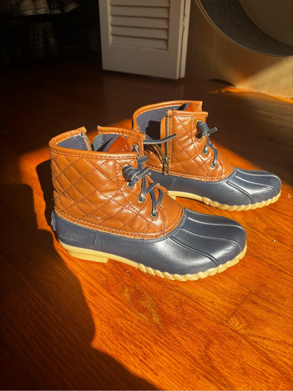 Women’s Quilted Brown & Navy Duck Boots - Casual Outdoor Shoes